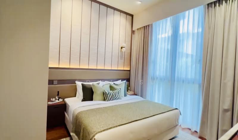 Parksuites, 18 Holland Grove Road, 2 Bedrooms, 786 sqft, Condominium For Sale, by Edwin Su, 500186111 - Bedroom - PropertyGuru.com.sg
