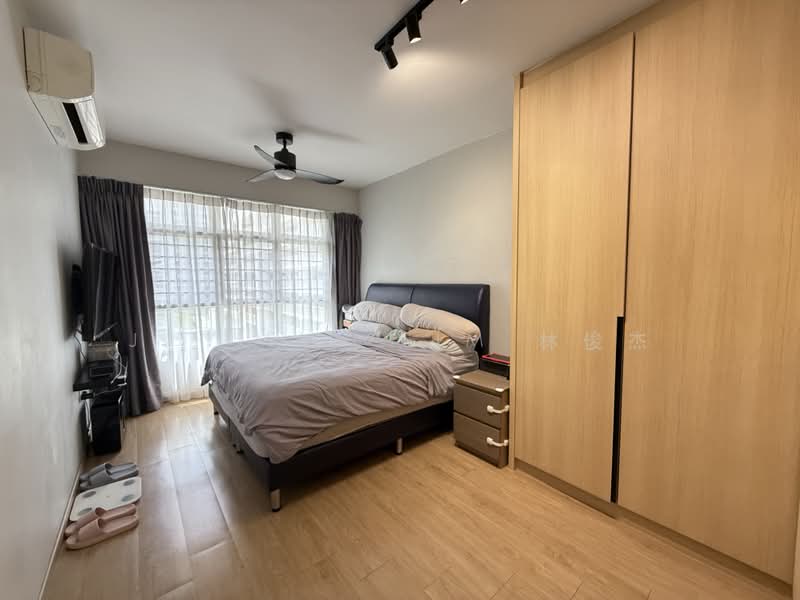 322B Sumang Walk, 322B Sumang Walk, 3 Bedrooms, 1,216 sqft, HDB Flat For Sale, by JJ Ivan Lim 林俊杰, 500186126 - Bedroom - PropertyGuru.com.sg