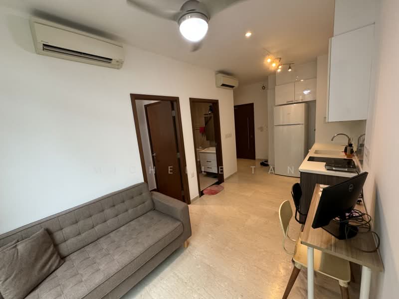 The Hillford, 172 Jalan Jurong Kechil, 1 Bedroom, 399 sqft, Condominium For Sale, by Michelle Tan, 500186130 - Living Room - PropertyGuru.com.sg
