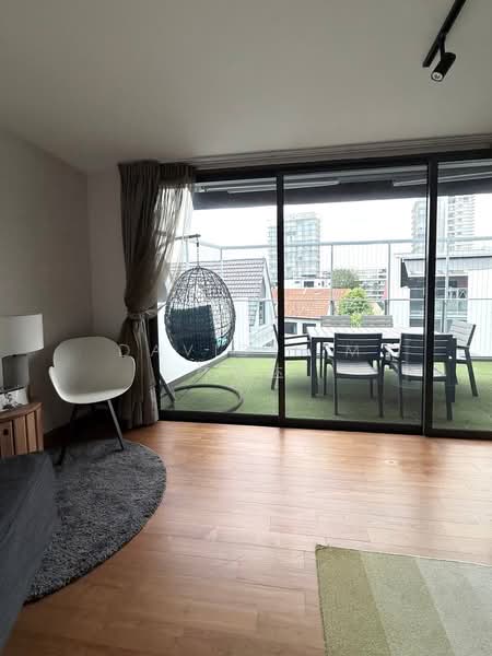 Terra Villas, 28 Jalan Sayang, 5 Bedrooms, 4,000 sqft, Corner Terrace For Rent, by David Lim 林伟达, 500186134 - Balcony - PropertyGuru.com.sg