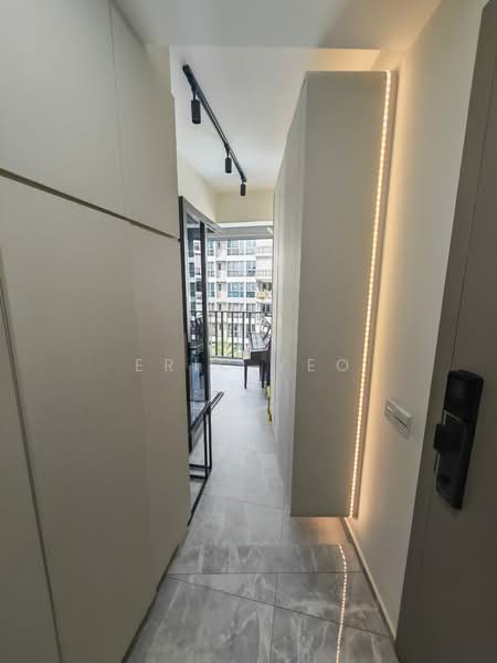 Northwave EC, 111 Woodlands View, 3 Bedrooms, 1,098 sqft, Executive Condominium For Rent, by Eric Yeo, 500186138 - Corridor - PropertyGuru.com.sg