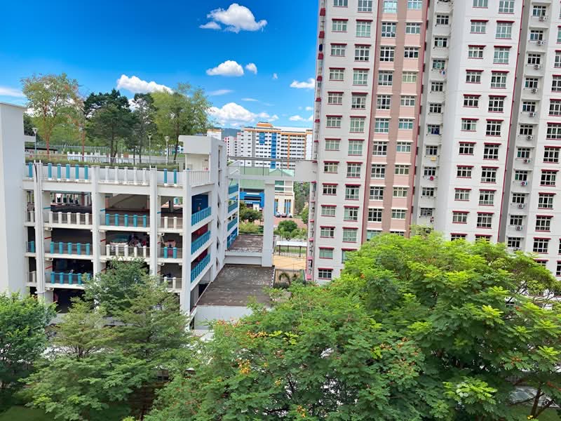 366A Sembawang Crescent, 366A Sembawang Crescent, 2 Bedrooms, 732 sqft, HDB Flat For Sale, by Akif Hamid, 500186140 - Exterior - PropertyGuru.com.sg
