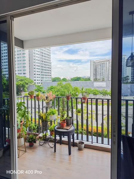 Heron Bay, Upper Serangoon View, 3 Bedrooms, 1,033 sqft, Executive Condominium For Sale, by William Lim, 500186146 - Balcony - PropertyGuru.com.sg
