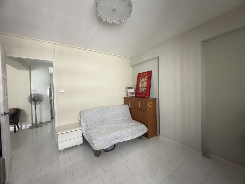 235 Bishan Street 22, 235 Bishan Street 22, 3 Bedrooms, 1,130 sqft, HDB Flat For Sale, by Teo Alice, 500186158 - Common Room - PropertyGuru.com.sg