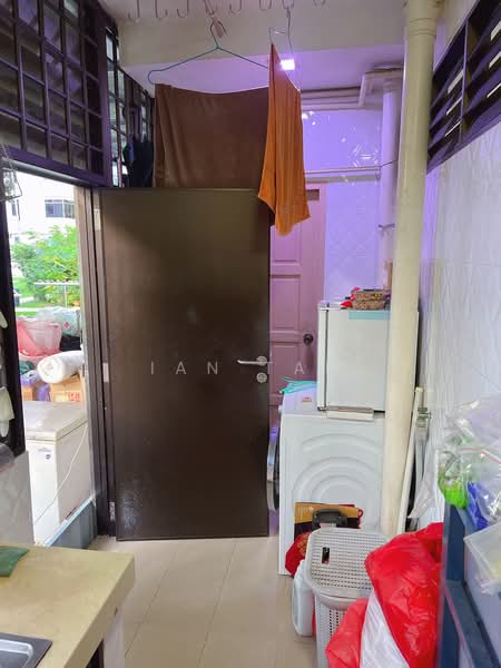 29 Lim Liak Street, 29 Lim Liak Street, 2 Bedrooms, 807 sqft, HDB Flat For Sale, by Ian Tan, 500186159 - Kitchen Space - PropertyGuru.com.sg