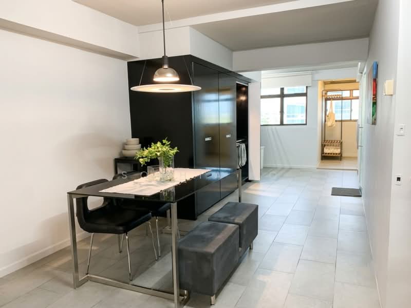 13 Holland Drive, 13 Holland Drive, 2 Bedrooms, 700 sqft, HDB Flat For Sale, by Sophia Ho, 500186167 - Dining Room - PropertyGuru.com.sg