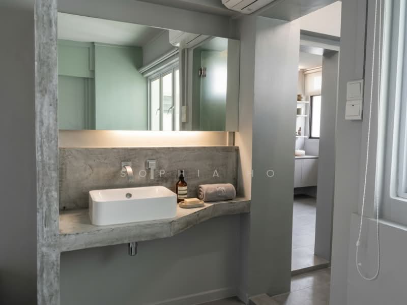 13 Holland Drive, 13 Holland Drive, 2 Bedrooms, 700 sqft, HDB Flat For Sale, by Sophia Ho, 500186167 - Bathroom - PropertyGuru.com.sg