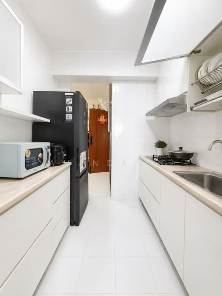 166A Teck Whye Crescent, 166A Teck Whye Crescent, 2 Bedrooms, 721 sqft, HDB Flat For Sale, by Amanda Ng, 500186179 - Kitchen - PropertyGuru.com.sg