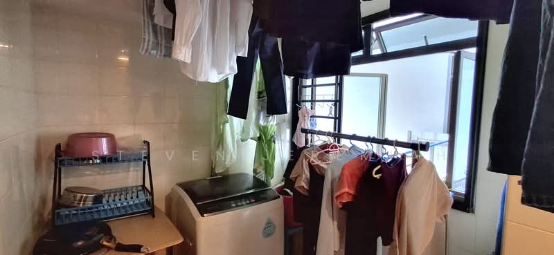 675A Jurong West Street 64, 675A Jurong West Street 64, Room Rental, 120 sqft, HDB Flat For Rent, by Steven Jeremiah, 500186187 - Yard - PropertyGuru.com.sg