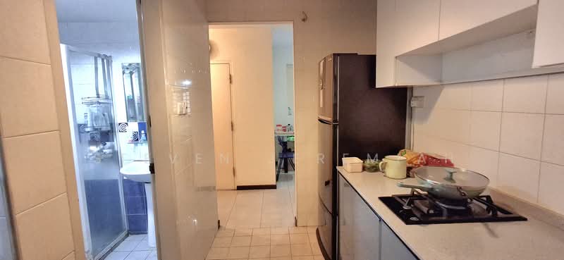 675A Jurong West Street 64, 675A Jurong West Street 64, Room Rental, 120 sqft, HDB Flat For Rent, by Steven Jeremiah, 500186187 - Kitchen - PropertyGuru.com.sg