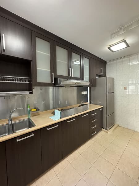 165B Punggol Central, 165B Punggol Central, Room Rental, 200 sqft, HDB Flat For Rent, by April Koh, 500186189 - Kitchen - PropertyGuru.com.sg