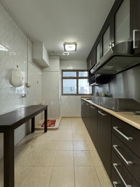 165B Punggol Central, 165B Punggol Central, Room Rental, 200 sqft, HDB Flat For Rent, by April Koh, 500186189 - Kitchen - PropertyGuru.com.sg