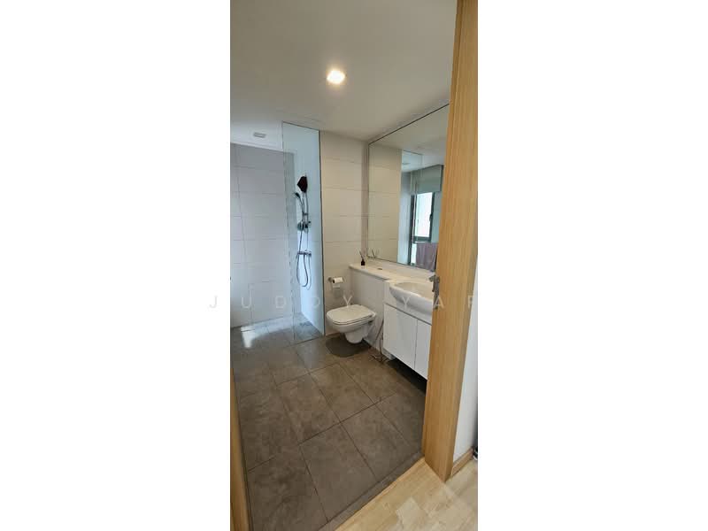 Ripple Bay, 4 Pasir Ris Link, 2 Bedrooms, 775 sqft, Condominium For Rent, by Juddy Yap, 500186194 - Bathroom - PropertyGuru.com.sg
