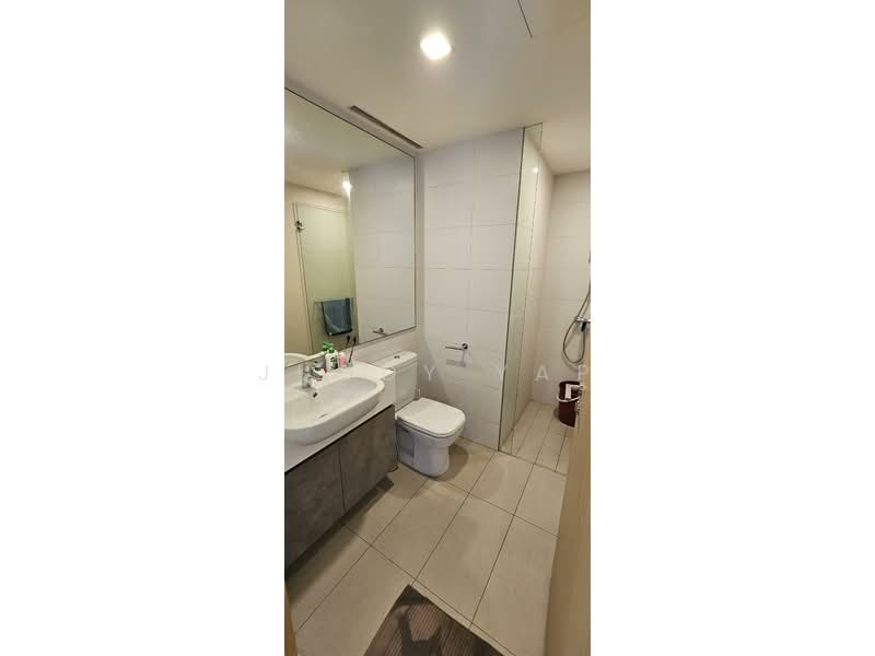 Ripple Bay, 4 Pasir Ris Link, 2 Bedrooms, 775 sqft, Condominium For Rent, by Juddy Yap, 500186194 - Bathroom - PropertyGuru.com.sg