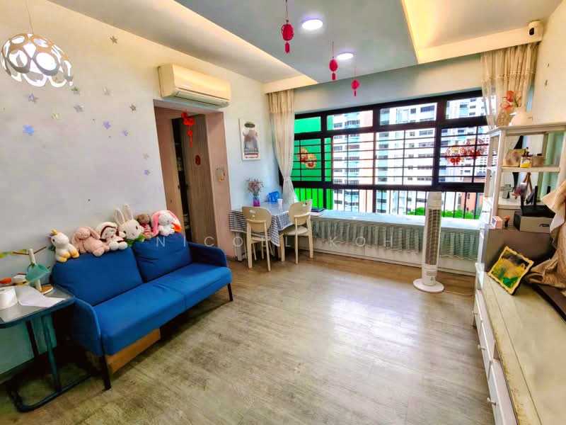 337B Tah Ching Road, 337B Tah Ching Road, 1 Bedroom, 689 sqft, HDB Flat For Sale, by Nicoll Koh, 500186195 - Living Room - PropertyGuru.com.sg