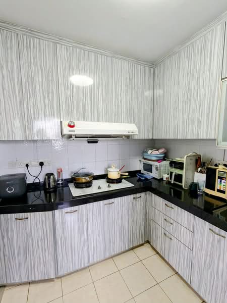 337B Tah Ching Road, 337B Tah Ching Road, 1 Bedroom, 689 sqft, HDB Flat For Sale, by Nicoll Koh, 500186195 - Kitchen - PropertyGuru.com.sg