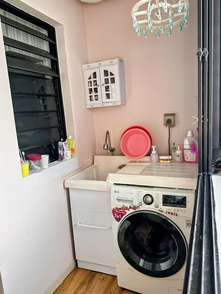 337B Tah Ching Road, 337B Tah Ching Road, 1 Bedroom, 689 sqft, HDB Flat For Sale, by Nicoll Koh, 500186195 - Service yard - PropertyGuru.com.sg