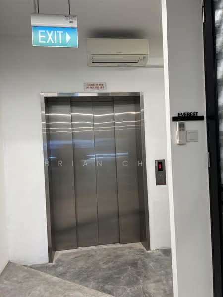 Hongkong Street / Carpenter Street, , 5,800 sqft, Shop / Shophouse For Rent, by Brian Chng, 500186202 - Corridor - CommercialGuru.com.sg