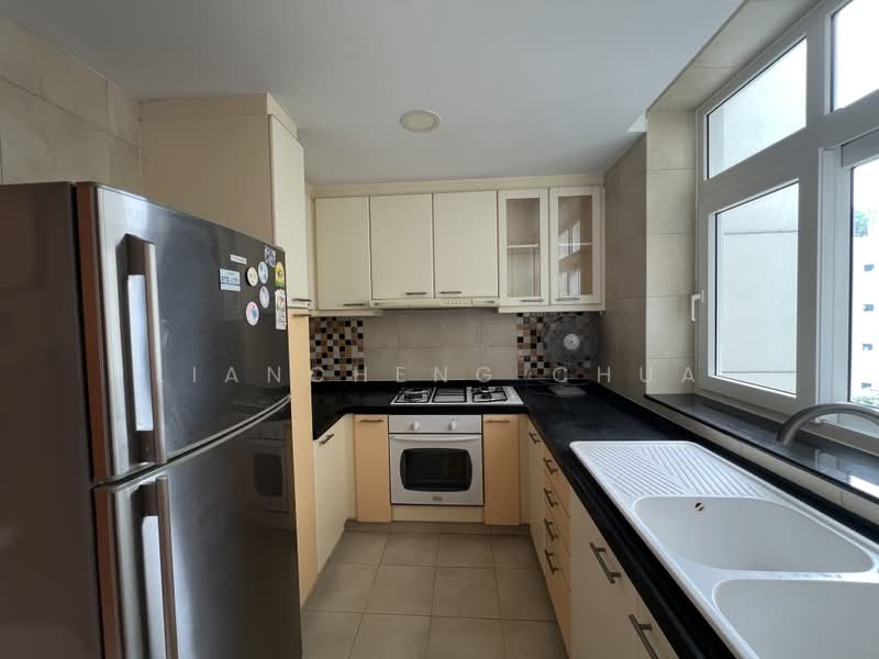 Summerhill, 54 Hume Avenue, 3 Bedrooms, 1,302 sqft, Condominium For Rent, by Liancheng Chua, 500186205 - Kitchen - PropertyGuru.com.sg