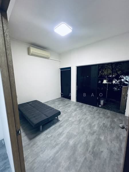 34 Hertford Road, 34 Hertford Road, 2 Bedrooms, 600 sqft, Walk-up Apartment For Rent, by Jessica Bao, 500186211 - Living Room - PropertyGuru.com.sg