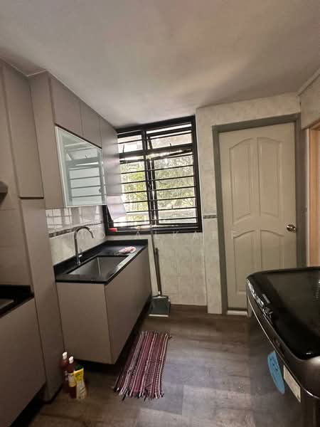 5 Ghim Moh Road, 5 Ghim Moh Road, 2 Bedrooms, 635 sqft, HDB Flat For Rent, by Mo Alkaff, 500186216 - Kitchen - PropertyGuru.com.sg