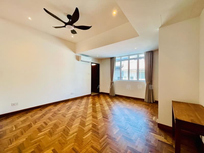 Cheow Keng Garden, Cheow Keng Road, 3 Bedrooms, 2,500 sqft, Terraced House For Rent, by Kevin Aw 胡锦胜, 500186217 - Living Room - PropertyGuru.com.sg