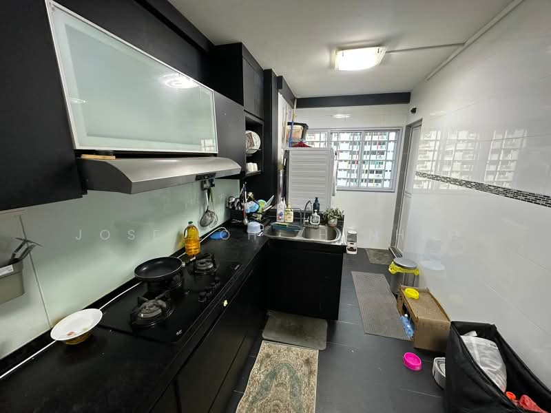 939 Jurong West Street 91, 939 Jurong West Street 91, 3 Bedrooms, 1,108 sqft, HDB Flat For Sale, by Jose Loh Zhenhao, 500186230 - Kitchen - PropertyGuru.com.sg