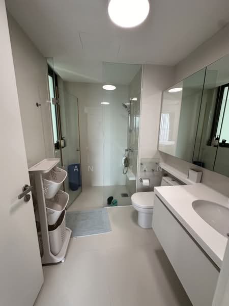 Sky Habitat, 7 Bishan Street 15, 2 Bedrooms, 1,281 sqft, Condominium For Sale, by Zann Tan, 500186231 - Bathroom - PropertyGuru.com.sg