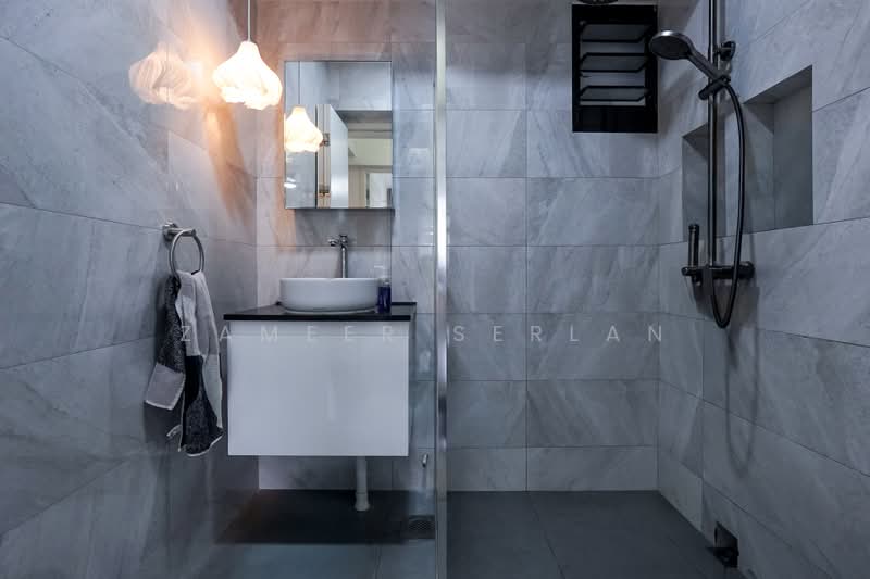 201C Woodleigh Link, 201C Woodleigh Link, 3 Bedrooms, 990 sqft, HDB Flat For Rent, by Zameer Serlan, 500186233 - Common Bathroom - PropertyGuru.com.sg