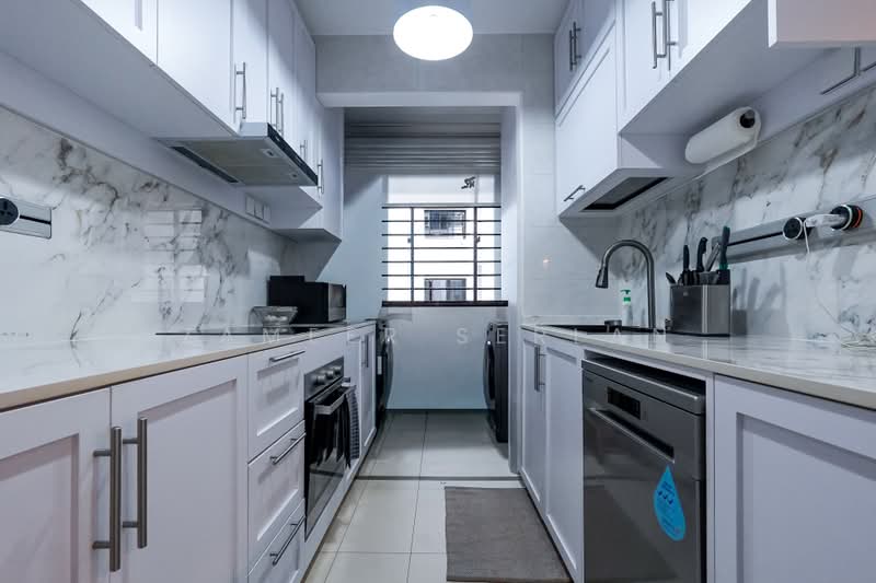 201C Woodleigh Link, 201C Woodleigh Link, 3 Bedrooms, 990 sqft, HDB Flat For Rent, by Zameer Serlan, 500186233 - Kitchen - PropertyGuru.com.sg