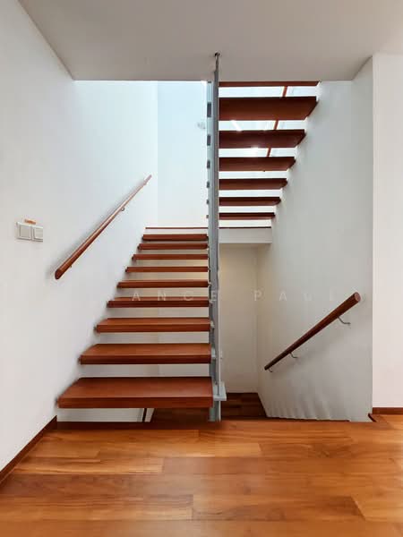 Gentle Reflections, 41 Gentle Road, 6 Bedrooms, 4,230 sqft, Condominium For Sale, by Torance Paul, 500186237 - Stairsway - PropertyGuru.com.sg