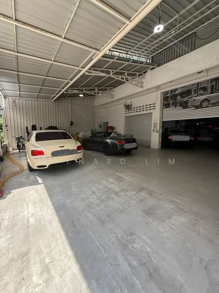 senang crescent, , 2,800 sqft, Light Industrial (B1) For Rent, by Raynard Lim, 500186256 - Car Park - CommercialGuru.com.sg
