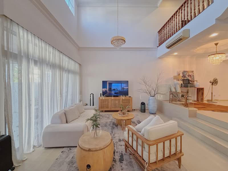 Loyang Villas, Loyang Rise, 4 Bedrooms, 3,147 sqft, Terraced House For Sale, by Sherwin Lim, 500186257 - Living Room - PropertyGuru.com.sg