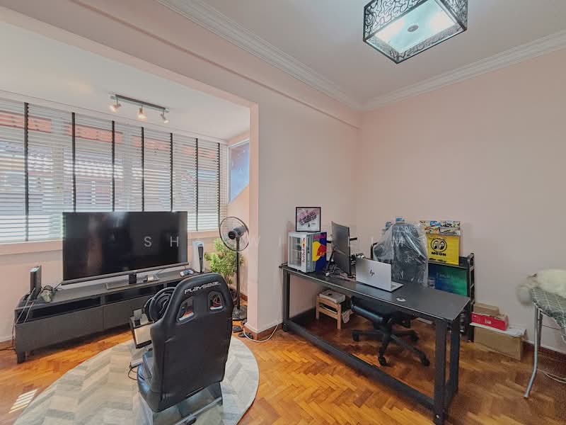 Loyang Villas, Loyang Rise, 4 Bedrooms, 3,147 sqft, Terraced House For Sale, by Sherwin Lim, 500186257 - Study - PropertyGuru.com.sg