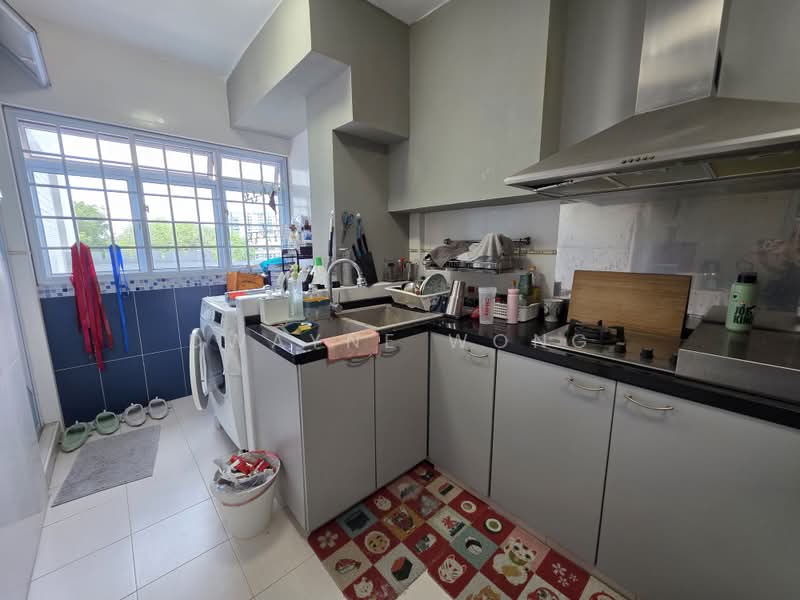 318 Serangoon Avenue 2, 318 Serangoon Avenue 2, 3 Bedrooms, 1,625 sqft, HDB Flat For Rent, by Dwayne Wong, 500186260 - Kitchen - PropertyGuru.com.sg