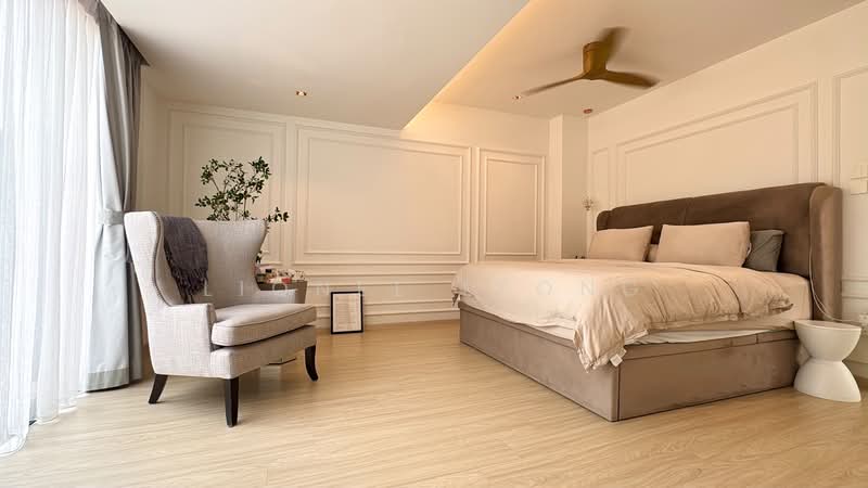 🏠 District 19 100% Move in cond with lift 999Y Corner Terrace, Rosyth terrace, 7 Bedrooms, 4,200 sqft, Corner Terrace For Sale, by Lionel Leong, 500186264 - Bedroom - PropertyGuru.com.sg