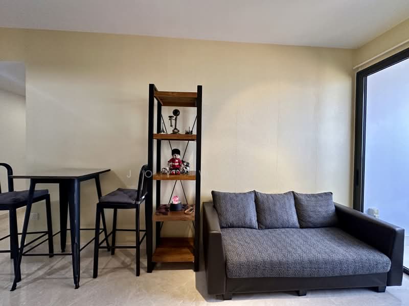 Commonwealth Towers, 230 Commonwealth Avenue, 1 Bedroom, 484 sqft, Condominium For Rent, by Joy Wong, 500186270 - Living Room - PropertyGuru.com.sg