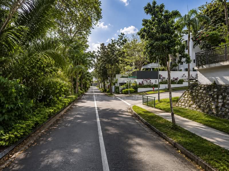 ⭐️RARE DUAL FRONTAGE LAND NEAR TREVOSE FOR REBUILDING⭐️1 KM OF SCGS⭐️NEAR BOTANIC GARDENS MRT STN⭐️, Merryn Road University Bahasa Seni Ilmu Sejarah Tempua Kheam Hock Trevose Camborne Narooma Dalkeith Harlyn Unggas Berrima Shelford Watten Hillcrest Harom Setangkai Duke's Queen's King's Princess Wales Prince Duchess Coronation Greenwood Vanda Linden, 6 Bedrooms, 6,000 sqft, Detached House For Sale, by Damian Tan 陈係赈, 500186272 - Exterior - PropertyGuru.com.sg