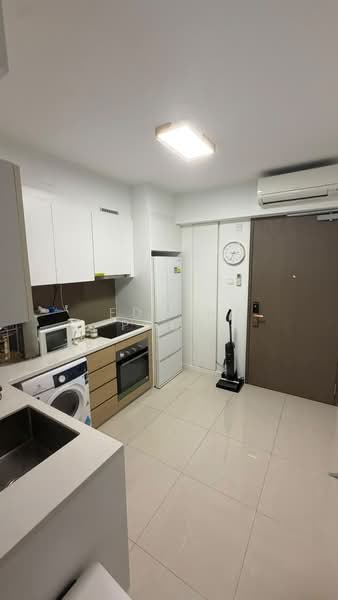 Treasure at Tampines, 55 Tampines Lane, 3 Bedrooms, 915 sqft, Condominium For Rent, by Edwin Phua, 500186274 - Kitchen - PropertyGuru.com.sg