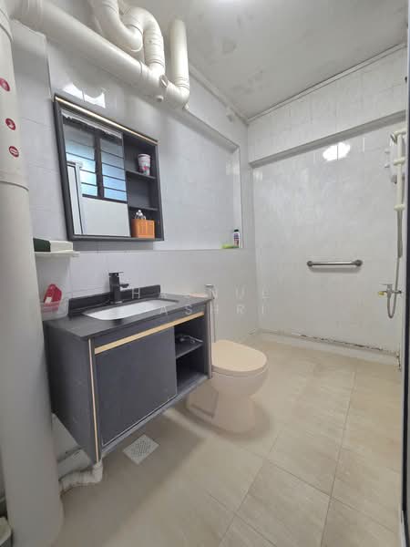 613 Woodlands Avenue 4, 613 Woodlands Avenue 4, 3 Bedrooms, 1,087 sqft, HDB Flat For Sale, by Hasnul Bashri, 500186277 - Bathroom - PropertyGuru.com.sg