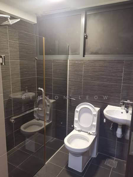 Presto @ Upper Serangoon, 528 Upper Serangoon Road, 2 Bedrooms, 829 sqft, Condominium For Sale, by Benson Leow, 500186280 - Bathroom - PropertyGuru.com.sg