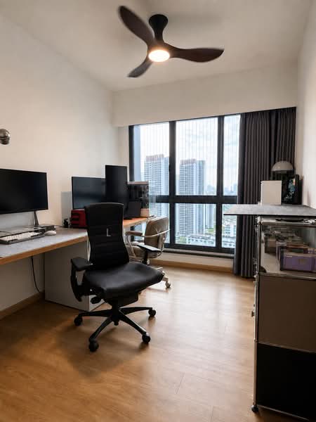 311B Clementi Avenue 4, 311B Clementi Avenue 4, 3 Bedrooms, 1,130 sqft, HDB Flat For Rent, by Li Yan, 500186283 - Study - PropertyGuru.com.sg