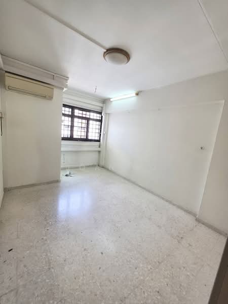 243 Tampines Street 21, 243 Tampines Street 21, 2 Bedrooms, 797 sqft, HDB Flat For Sale, by Joan Ho, 500186285 - PropertyGuru.com.sg