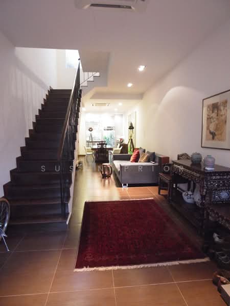 Joo Chiat 2 Bed Couples Delight Conservation, Lor Changi, Tembeling Road, 2 Bedrooms, 1,600 sqft, Conservation House For Rent, by Susan Prior, 500186287 - Living Room - PropertyGuru.com.sg