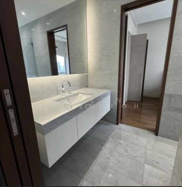 Orchard View, 29 Angullia Park, 4 Bedrooms, 2,530 sqft, Condominium For Sale, by Eileen Koh, 500186302 - Bathroom - PropertyGuru.com.sg