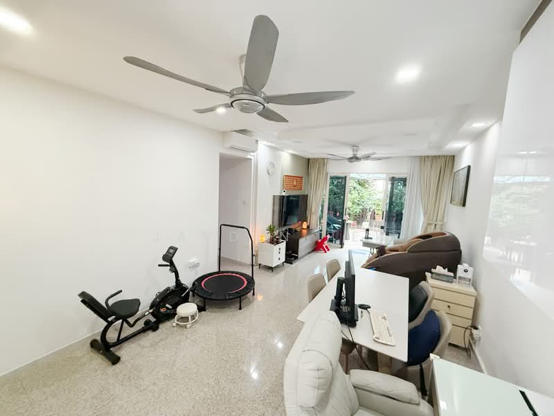 Rio Vista, 26 Upper Serangoon View, 3 Bedrooms, 1,604 sqft, Condominium For Rent, by Jayden Peh, 500186313 - Living Room - PropertyGuru.com.sg