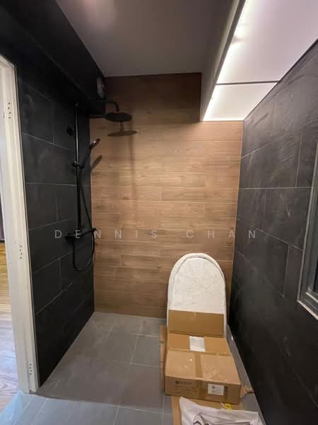 445B Clementi Avenue 3, 445B Clementi Avenue 3, 3 Bedrooms, 1,216 sqft, HDB Flat For Sale, by Dennis Chan, 500186333 - Bathroom - PropertyGuru.com.sg