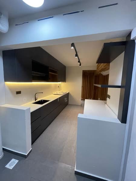 445B Clementi Avenue 3, 445B Clementi Avenue 3, 3 Bedrooms, 1,216 sqft, HDB Flat For Sale, by Dennis Chan, 500186333 - Kitchen - PropertyGuru.com.sg