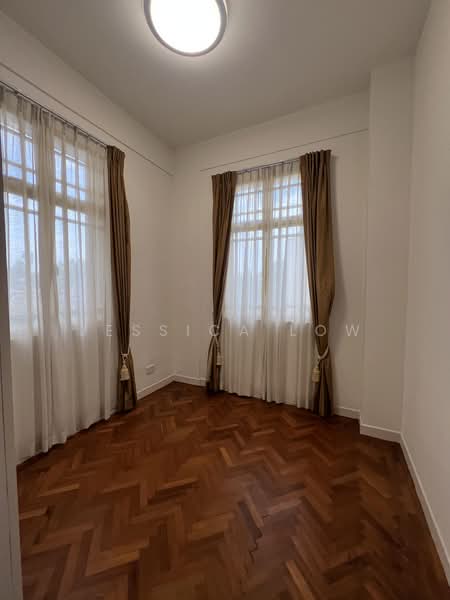 Orange Regency, 101 Fernhill Road, 4 Bedrooms, 1,776 sqft, Apartment For Rent, by Jessica Low, 500186339 - PropertyGuru.com.sg