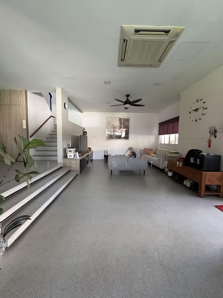 Tai Keng Gardens, Tai Keng Gardens, 5 Bedrooms, 4,778 sqft, Corner Terrace For Sale, by Linda SL Tan, 500186344 - Living Room - PropertyGuru.com.sg